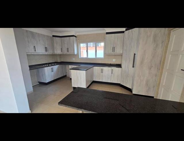 3 BEDROOM PROPERTY TO RENT IN MOUNT EDGECOMBE